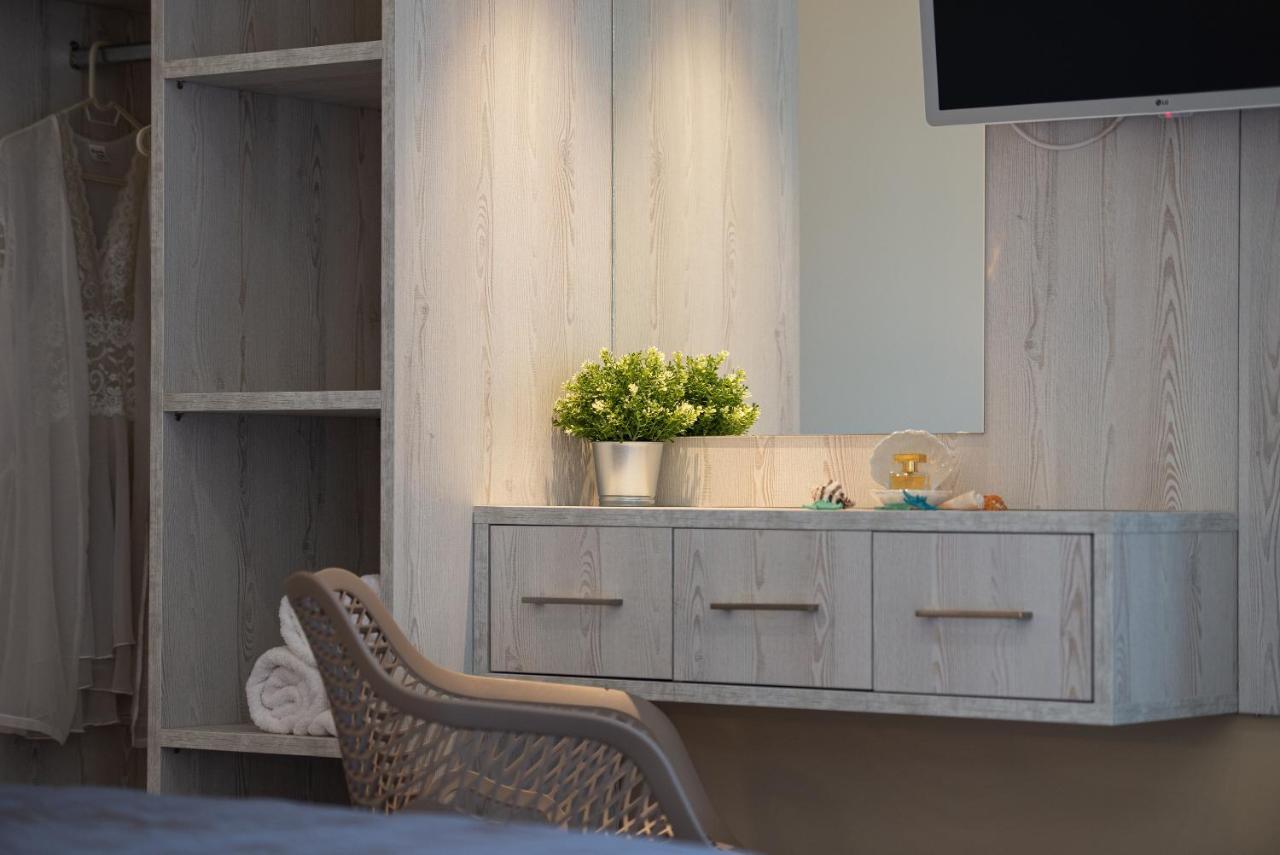 Rodon Garden Apartment ซาร์ตี ภายนอก รูปภาพ